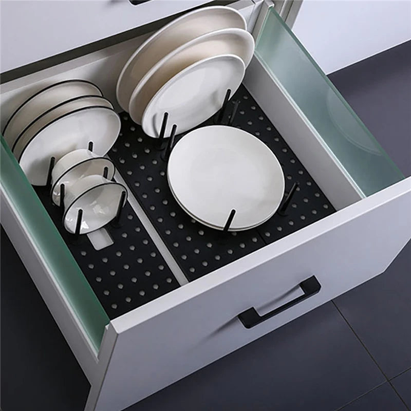 Expanding Organizer for Pans and Dishes