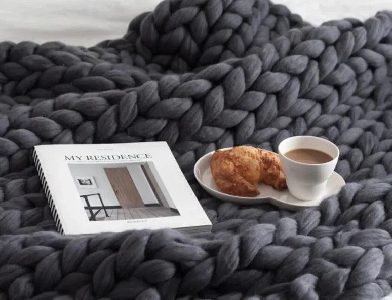 Luxury Heavyweight Thick-Knitted Blanket