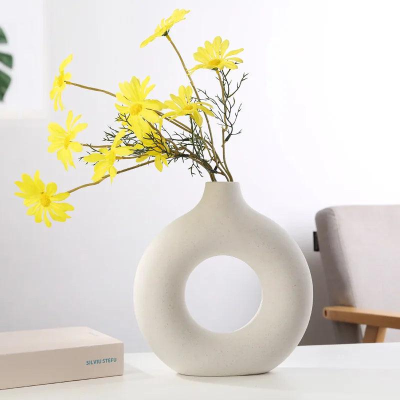 Nordic Doughnut Vase