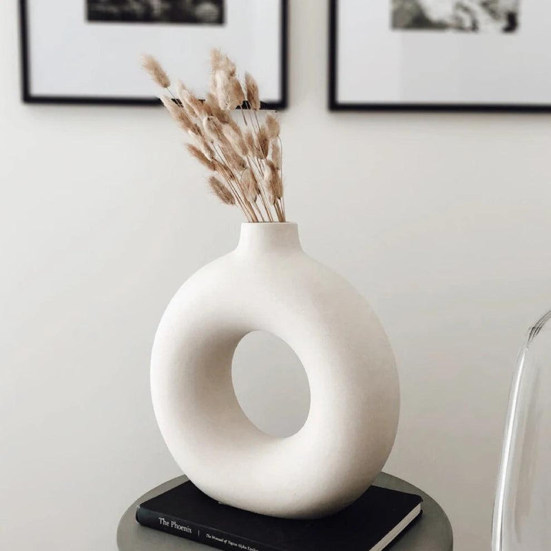 Nordic Doughnut Vase