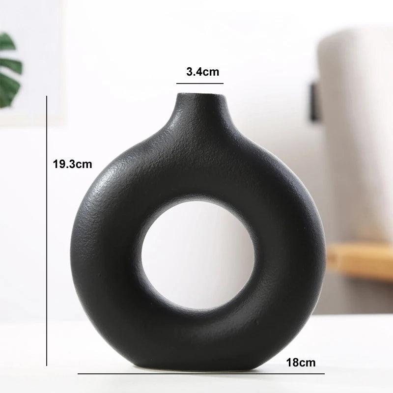 Nordic Doughnut Vase